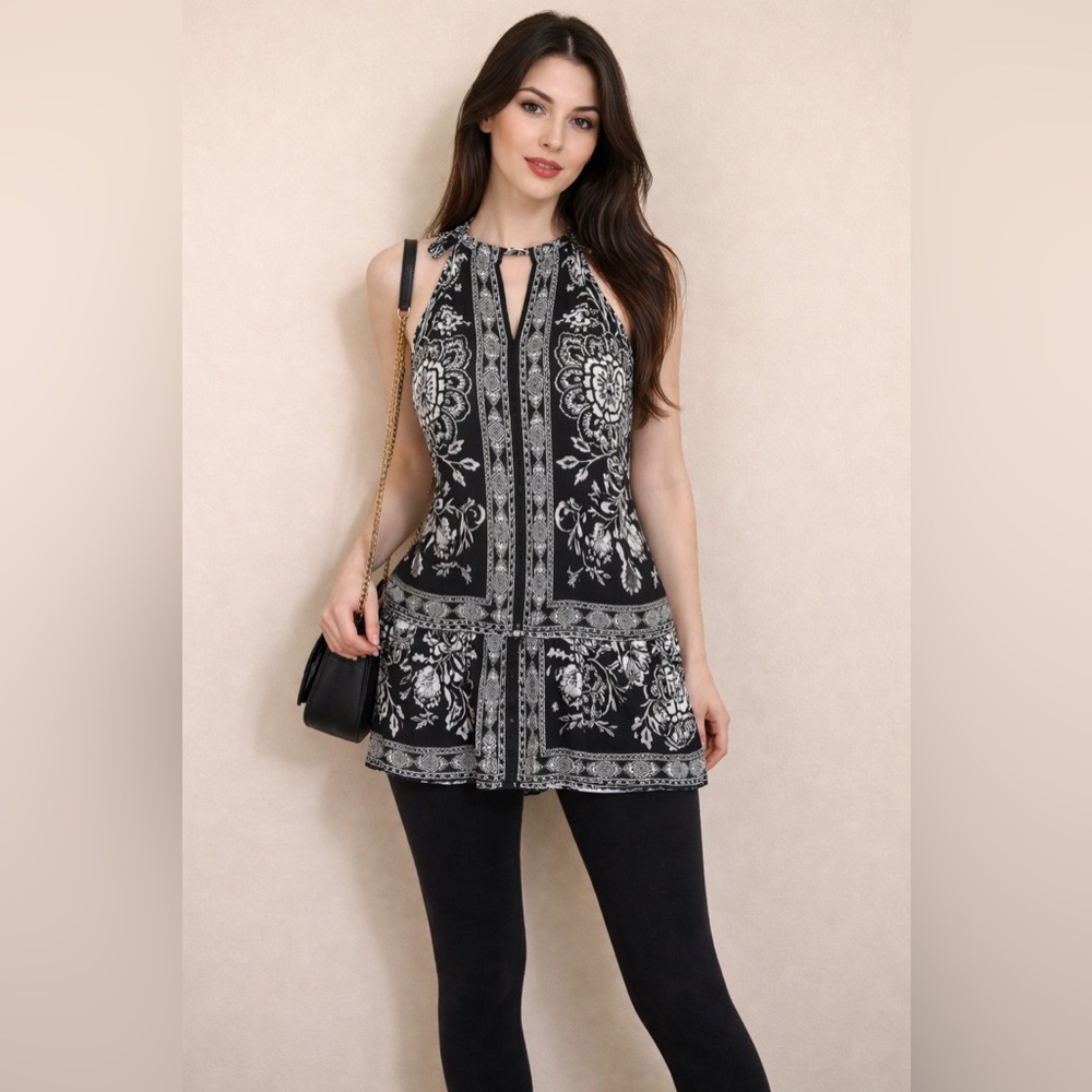 White House Black Market Black & White Silk Tunic Top XL Abstract Floral